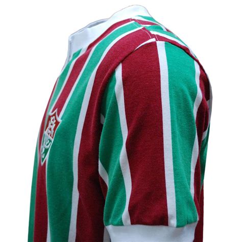 O torcedor que não concorda com a troca fala aí… pic.twitter.com/qxgdm4w5yg. Camisa Liga Retrô Fluminense 1976 - Vermelho e Verde ...