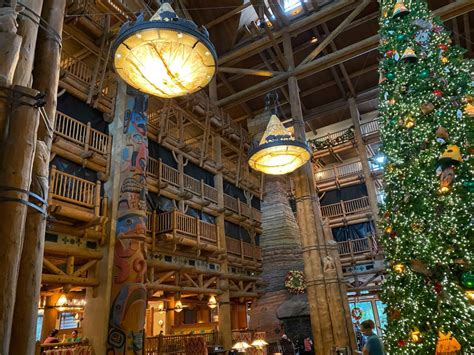 Disney's fort wilderness resort & campground evokes the timeless beauty of the american frontier, with deer, rabbits, ducks and armadillos roaming the resort's 750 acres of pine and cypress forest. PHOTOS, VIDEO: Tour the Holiday Decorations and Stunning ...