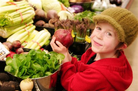 When it comes to healthy food for kids, we have the initial step of creating a taste for them. 10 Healthiest foods your kids need to be eating