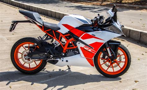 The given price can change depending on the colour and other features like alloy wheels, disc the rc 200 is the superbike version of the duke 200 with fairing and nothing much is different from the duke 200 when looking at the mechanical side. KTM RC 200 updated with ABS at Rs 1.88 lakh ...