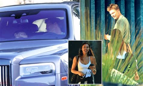 Tom Brady And Irina Shayk S Hot New Romance Revealed Nfl Quarterback Caught Caressing Model S