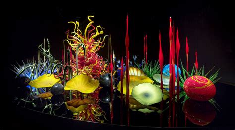 The Captivating Glass Art Of Dale Chihuly