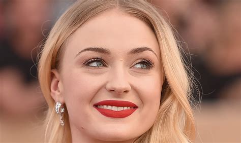 Sophie Turner Says That ‘game Of Thrones Was Her Sex Ed Game Of