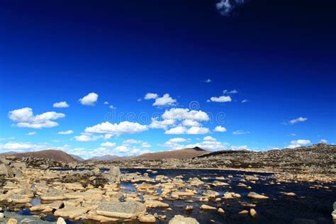 The Autumn Beauty Of Qinghai Tibet Plateau Stock Image Image Of