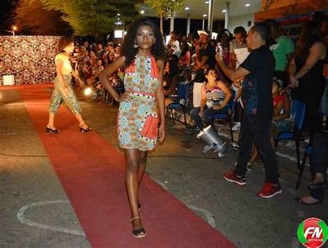 Grupo Nos Negros Realiza Ii Desfile Beleza Negra Veja Fotos Fn Not Cias