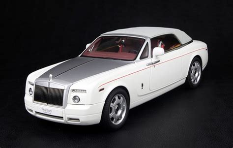118 Kyosho Rolls Royce Phantom Drophead Coupe Metropolitan Blue