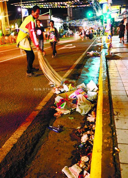 Street Sweepers Clean Up Cebu Minutes After Festival Sunstar
