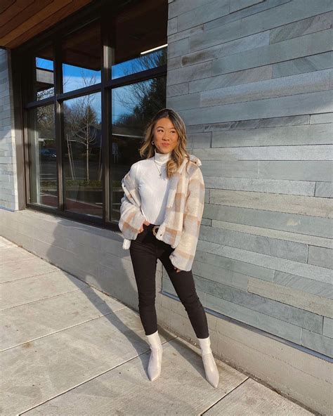 30 Outfits With White Boots To Inspire You All Year Fashion Blog