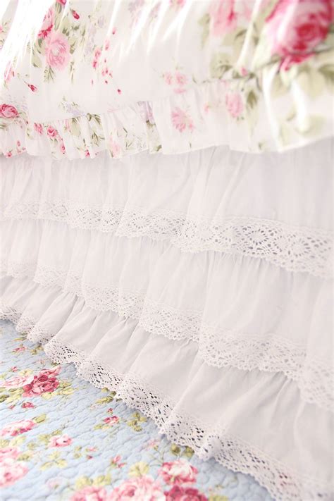 Lace Bed Skirt Shabby Chic Room Shabby Chic Bedrooms Shabby White