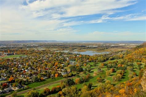 La crosse floral, offers fresh flowers and hand delivery right to your door in la crosse. Grandad Bluff Park, La Crosse, WI | Gypsy Farmgirl