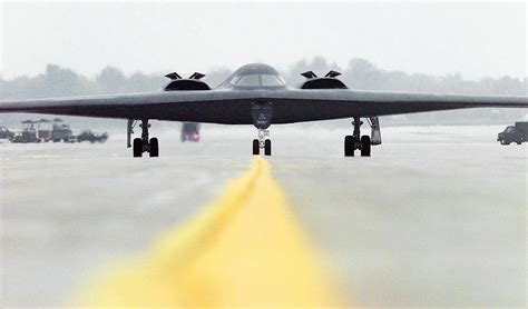 Us Unveils New Stealth Bomber B 21 Raider The First In Over 30 Years
