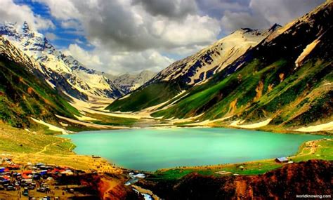 Paradise on Earth: 7 Places You Must Visit in Pakistan in 2017