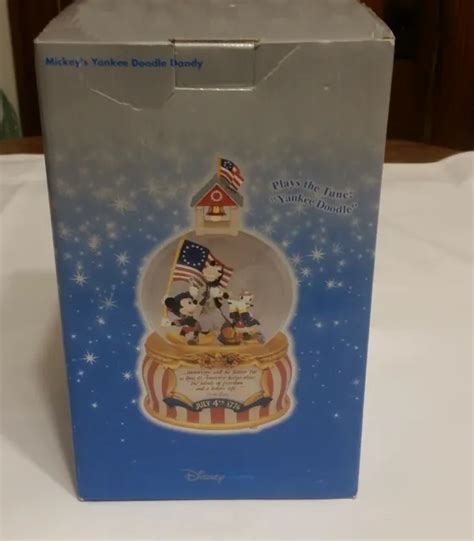 Vintage Disney Mickeys Yankee Doodle Dandy Musical Snow Globe July 4th