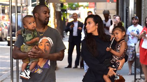 Kim Kardashian And Kanye West Hire A Surrogate To Have Third Child Grazia