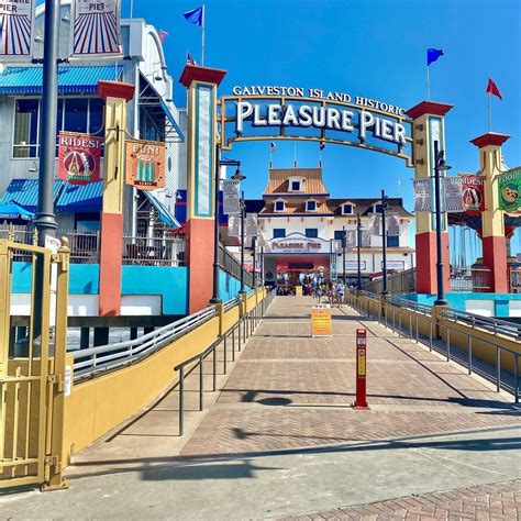 The Galveston Island Historic Pleasure Pier Boardwalk Buzz Vacation