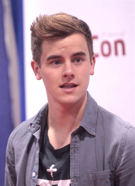 Fileconnor Franta At Vidcon 2014 Cropped Wikimedia Commons