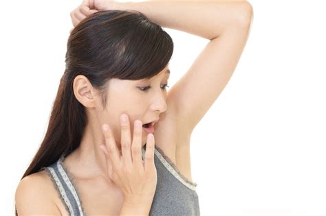 Swollen Armpit Causes Symptoms Lymph Nodes Menstruation And Cancer