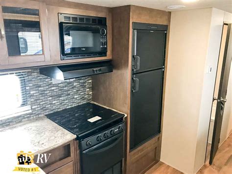 The cruise lite is a great way to introduce your family to the rv lifestyle. 2017 New Forest River SALEM CRUISE LITE 282QBXL W/ OUTSIDE ...