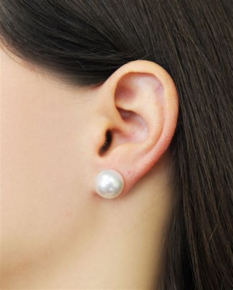 Freshwater Cultured Pearl Stud Earrings – C'est Ça New York