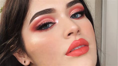 Color Of The Year Living Coral Makeup Makeup Eyeshadow Color