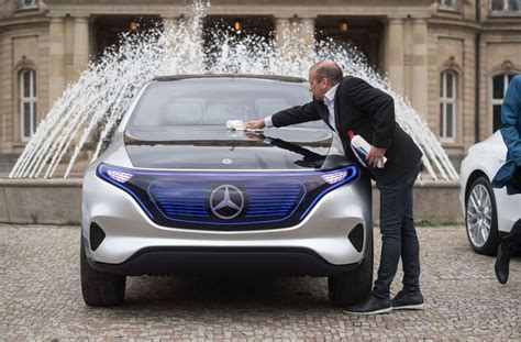 E Mobilitäts Streit Schicksalsfrage für Daimler Arbeitnehmer