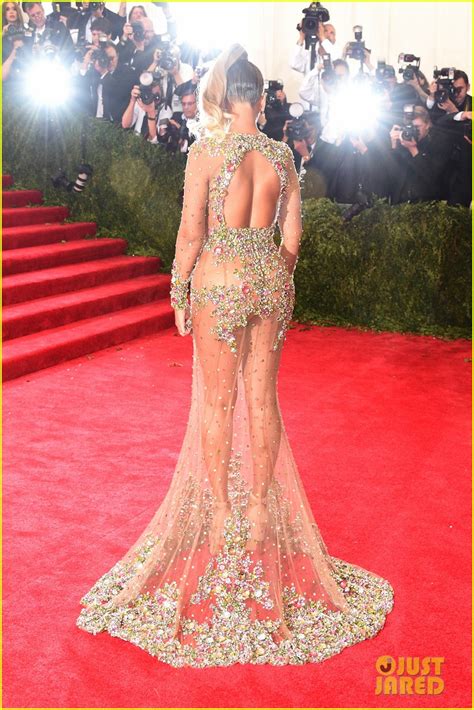Beyonce Goes Sheer In Racy Met Gala 2015 Look Photo 3362945 2015 Met Gala Beyonce Knowles