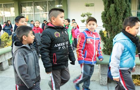 Set de convivencia escolar y aprendizaje socioemocional plan de aprendizaje socioemocional bitácora docente política nacional de convivencia escolar ciclo de webinars descubramos en. Aumentan de 683 a 832 escuelas que operan bajo el programa ...