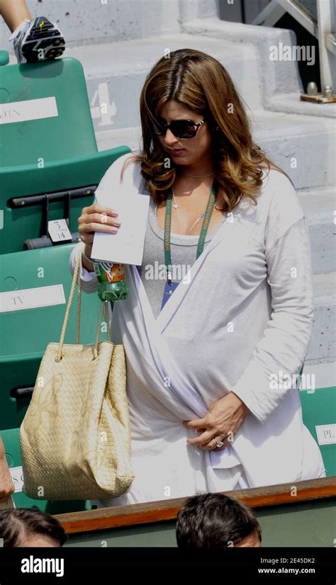 Switzerlands Roger Federer Pregnant Girlfriend Mirka Vavrinec Attends