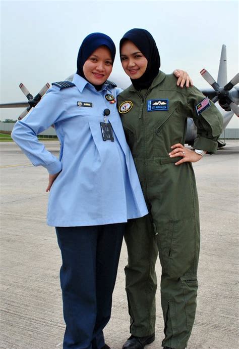 Balai polis gong badak terengganu; SZMZFQ Bloger: Siti Nurhaliza Makin Hangat Bersama Askar ...