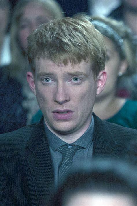 Domhnall gleeson is an irish actor who played bill weasley in the film adaptations of harry potter and the deathly hallows. Domhnall Gleeson foto Una cuestión de tiempo / 3 de 20