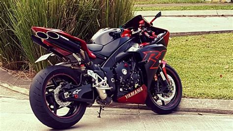 Find yamaha motorcycles prices in pakistan. Yamaha R1 RN22 | Super bikes, Sport motorcycle, Sport bikes