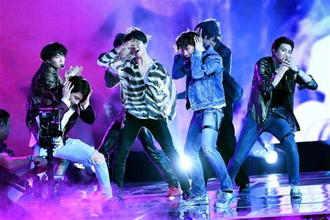 Последние твиты от bts_official (@bts_bighit). Boy band BTS to become first K-Pop group to address the ...