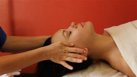 Health Benefits Of Ayurvedic Massage Ayurvedic Massage Youtube