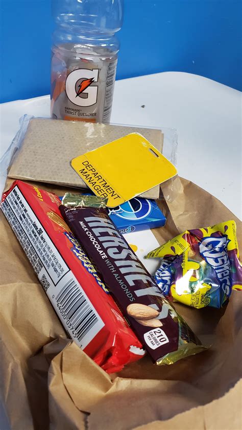 "Associate appreciation week" : r/walmart