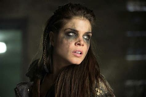 Octavia Blake The 100 Season 2 The 100 Characters Marie Avgeropoulos