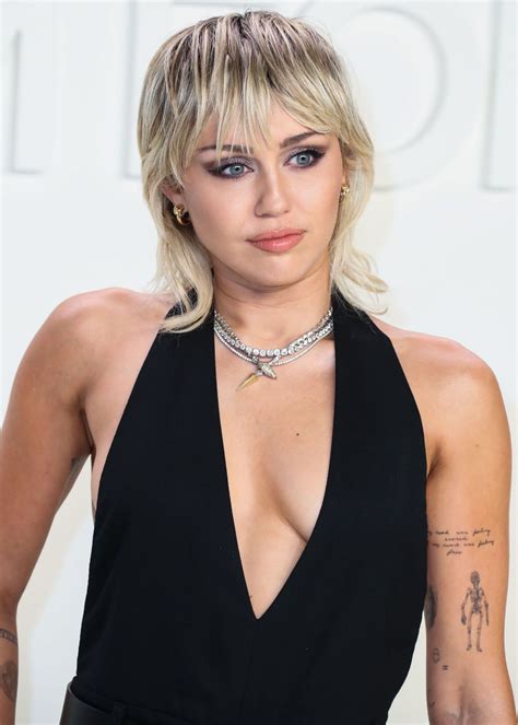 Watch miley cyrus' performance of midnight sky at the 2020 mtv video music awards, then cyrus was nominated for three vmas this year — best art direction and best editing for mother's. Miley Cyrus - Tom Ford Fashion Show in LA 02/07/2020 • CelebMafia