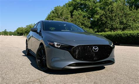 The 2019 mazda3 is impressively styled, luxurious, and, even though noticeably more mature, still exceptionally fun to drive. Hot Hatch: 2019 Mazda3 — Auto Trends Magazine