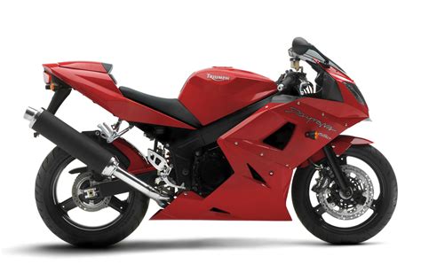 It has a telescopic fork front suspension while the rear suspension consists of a twin sided swing arm. 2005 Triumph Daytona 650