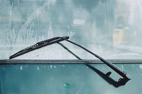 Choosing And Replacing Windshield Wipers A Comprehensive Guide 2nd