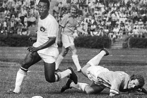 Pele Brazilian Legend Of The Beautiful Game Dies At 82 Latest
