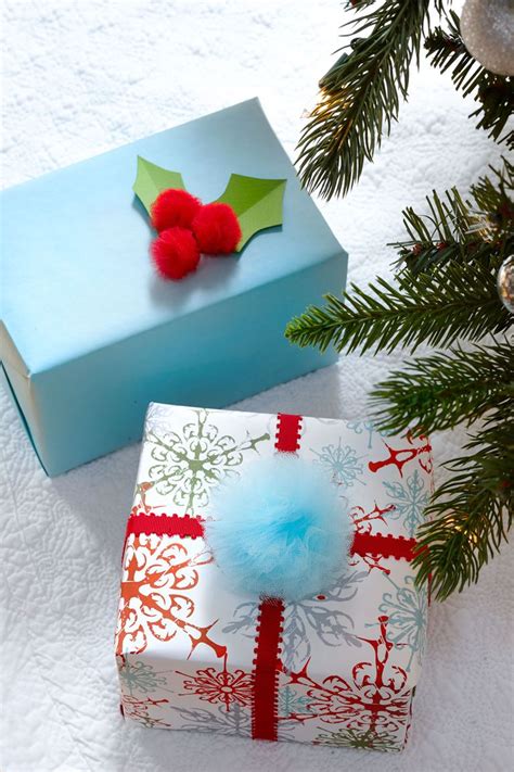 The first gift i wrapped was an amazing telescope! 35 Unique Christmas Gift Wrapping Ideas - DIY Holiday Gift ...