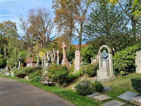 Highgate Cemetery In Memory Of Life Funerals
