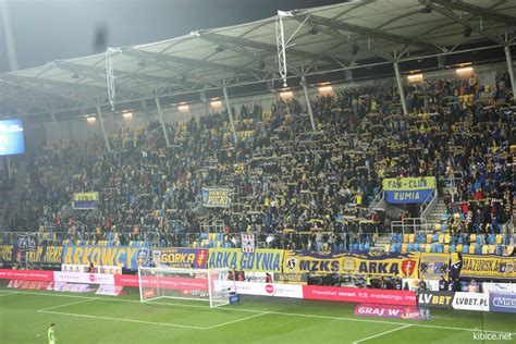 Wybrana 11 zostanie zaprezentowana w sierpniu podczas meczu z. Galeria: Arka Gdynia - Legia Warszawa (2019-11-03 ...