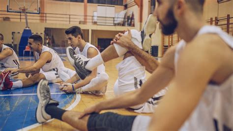 5 Dynamic Stretches For Basketball Players Stack