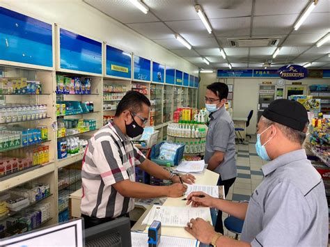 The distance is approximately 138 km. PEMERIKSAAN DAN PEMANTAUAN PREMIS TURUT DIJALANKAN SEKITAR DAERAH KUALA ROMPIN, MERSING DAN ...