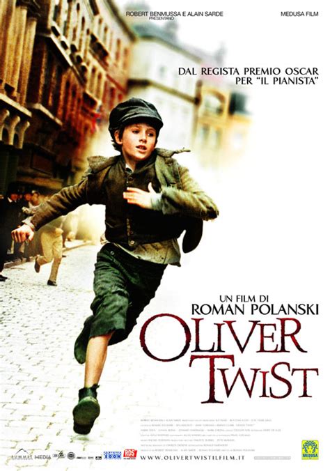 Bill sykes (jamie foreman) uses a percussion cap pistol throughout the film. Movie Posters.2038.net | Posters for movieid-1125: Oliver ...