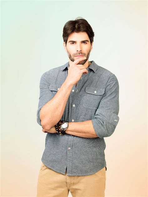 He trained as an actor in havana, cuba and buenos aires, argentina. Juan Pablo Llano en 2021 | Carolina gomez, Cristina urgel ...