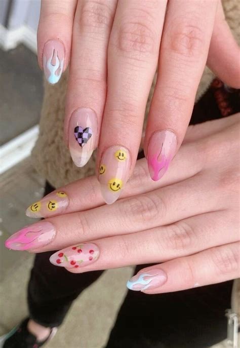 21 Smiley Face Nails That Are Sure To Put A Smile On Your Face Too