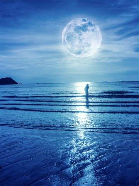 Moon On The Water Japaneseclassjp