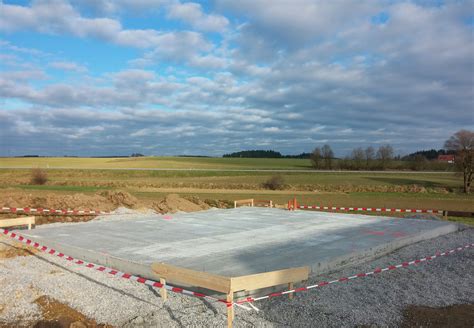 Generell kann das fundament für eine massivgarage an ein bis zwei arbeitstagen selbst hergestellt werden. Welches Fundament brauche ich für meine neue Garage in ...